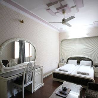 Hotel Naveen Deluxe, Meerut 4